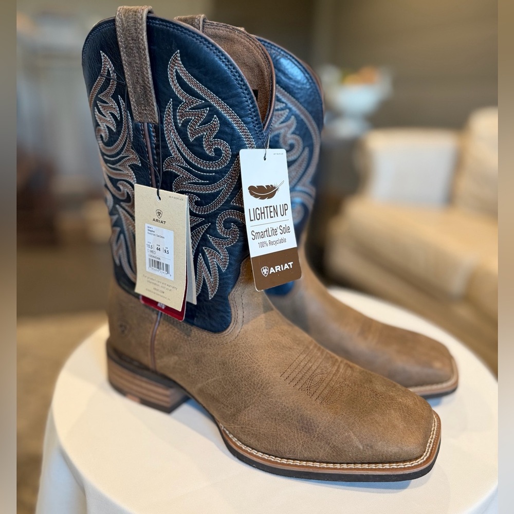 Ariat Slingshot NWT Brown Leather with Navy Shaft Western Cowboy Boots 10.5 D